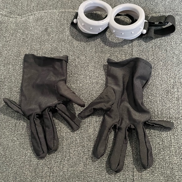 Minion costume size S - Picture 2 of 10